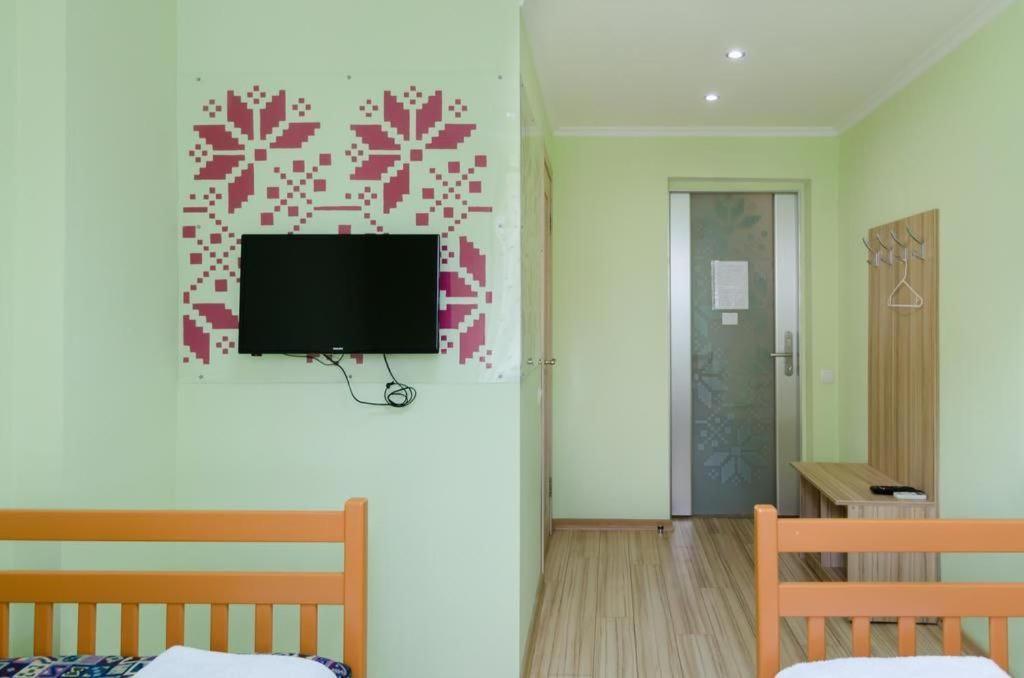 Guest House "Vladimirskaya 42" Kyjev Exteriér fotografie