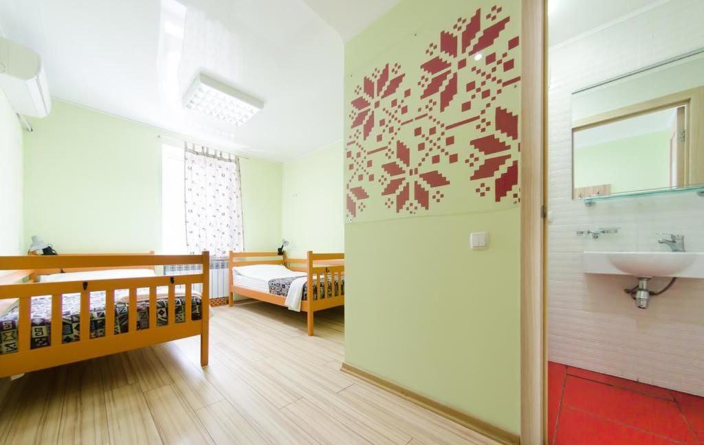 Guest House "Vladimirskaya 42" Kyjev Exteriér fotografie