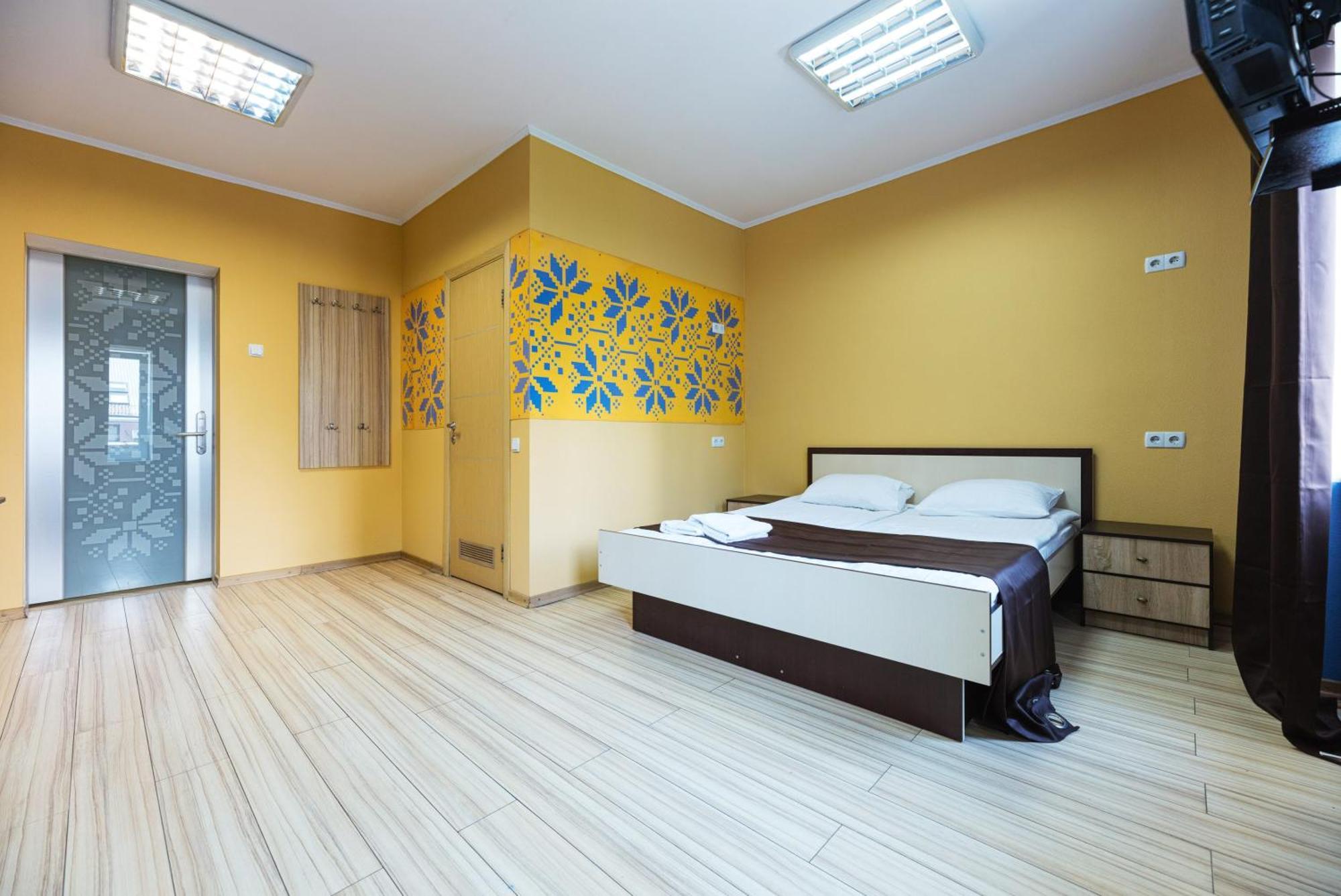 Guest House "Vladimirskaya 42" Kyjev Exteriér fotografie