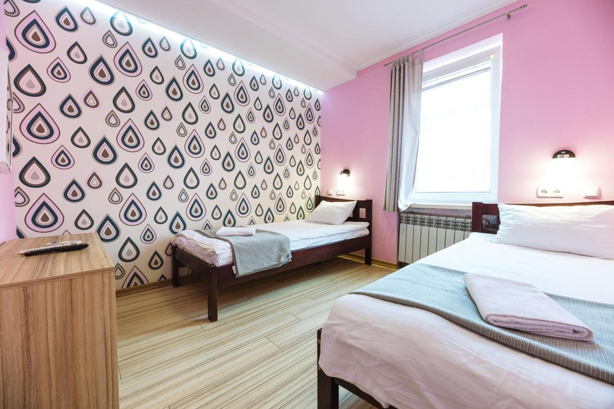 Guest House "Vladimirskaya 42" Kyjev Exteriér fotografie
