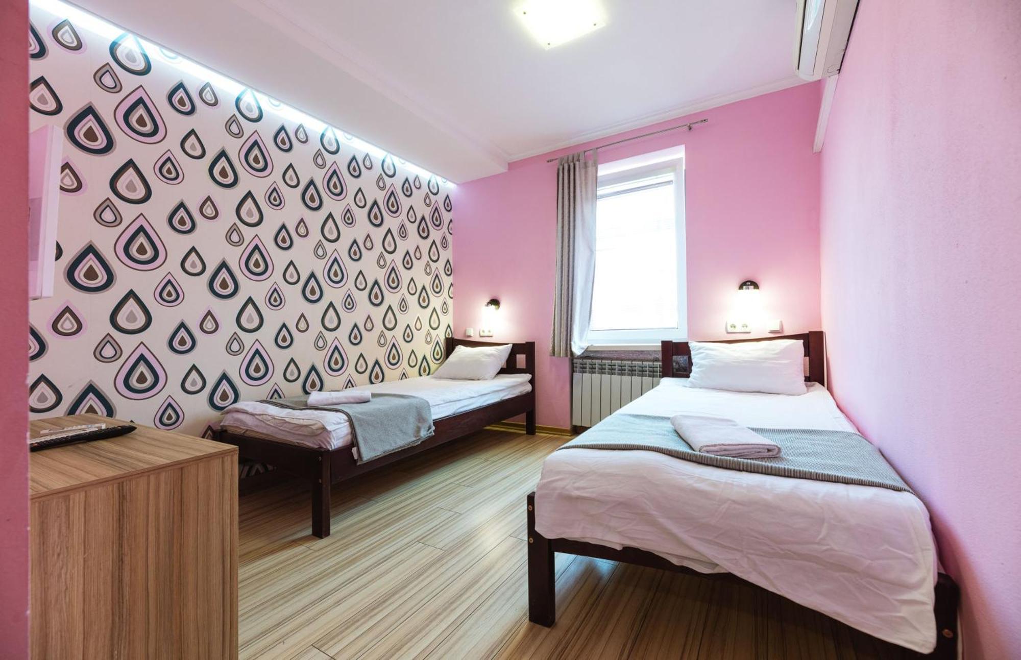Guest House "Vladimirskaya 42" Kyjev Exteriér fotografie