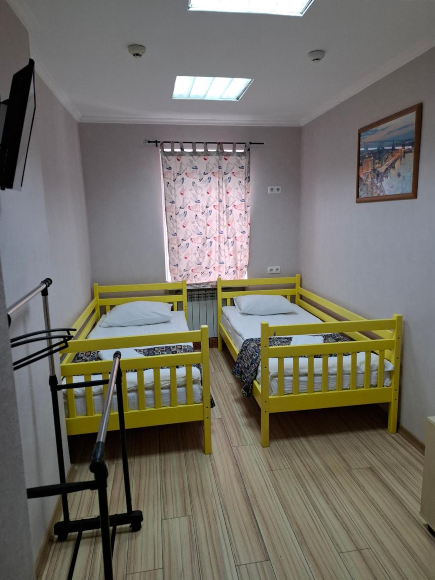Guest House "Vladimirskaya 42" Kyjev Exteriér fotografie