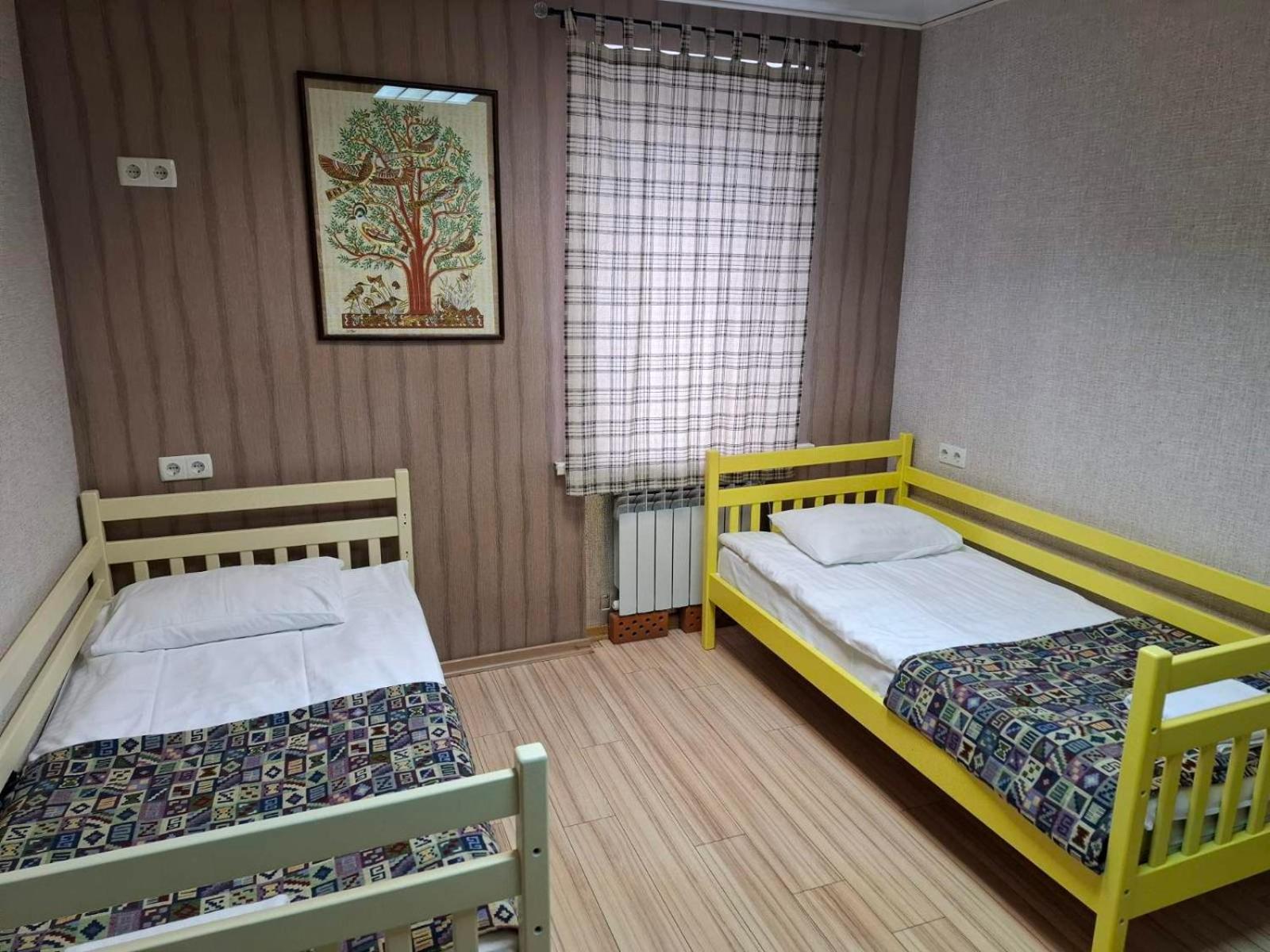 Guest House "Vladimirskaya 42" Kyjev Exteriér fotografie